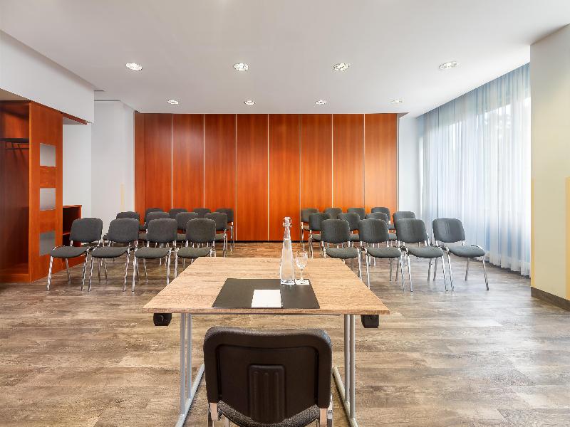 Radisson Blu Hotel Fuerst Leopold image
