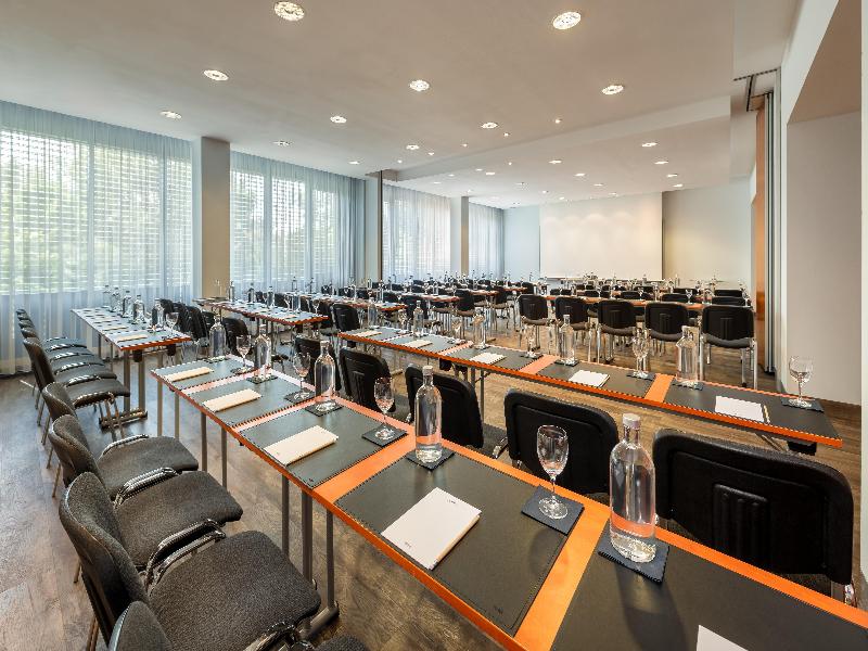 Radisson Blu Hotel Fuerst Leopold image
