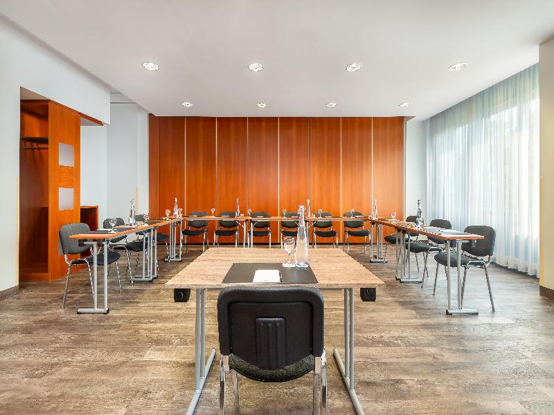 Radisson Blu Hotel Fuerst Leopold image
