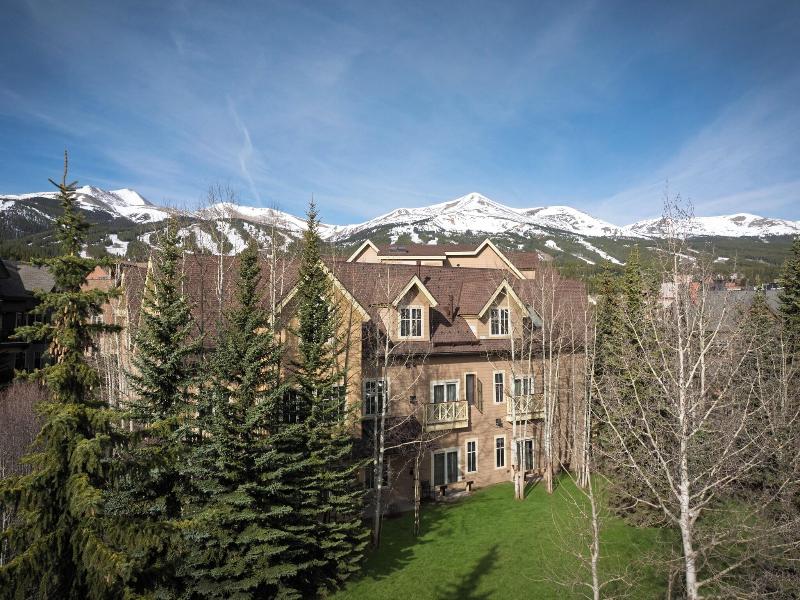 Hyatt Residence Club Breckenridge,Main Street Stat image