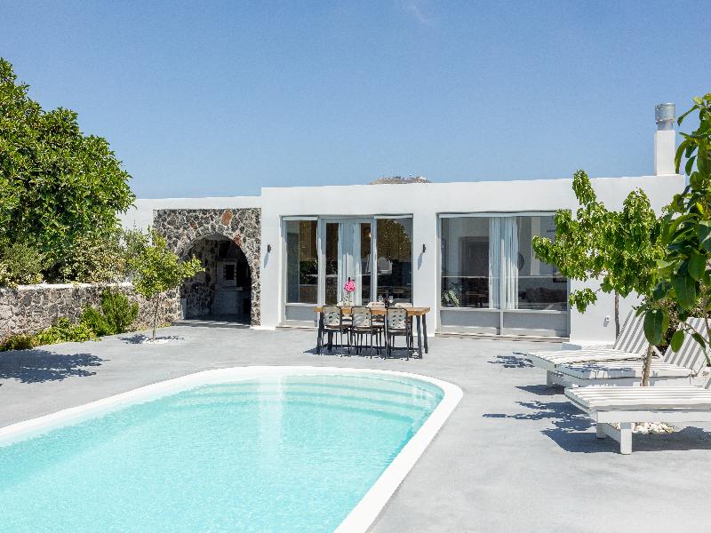 Thermes Luxury Villas image