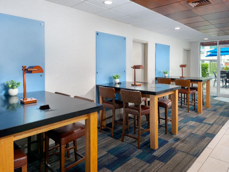Holiday Inn Express Miami Airport Doral Area image