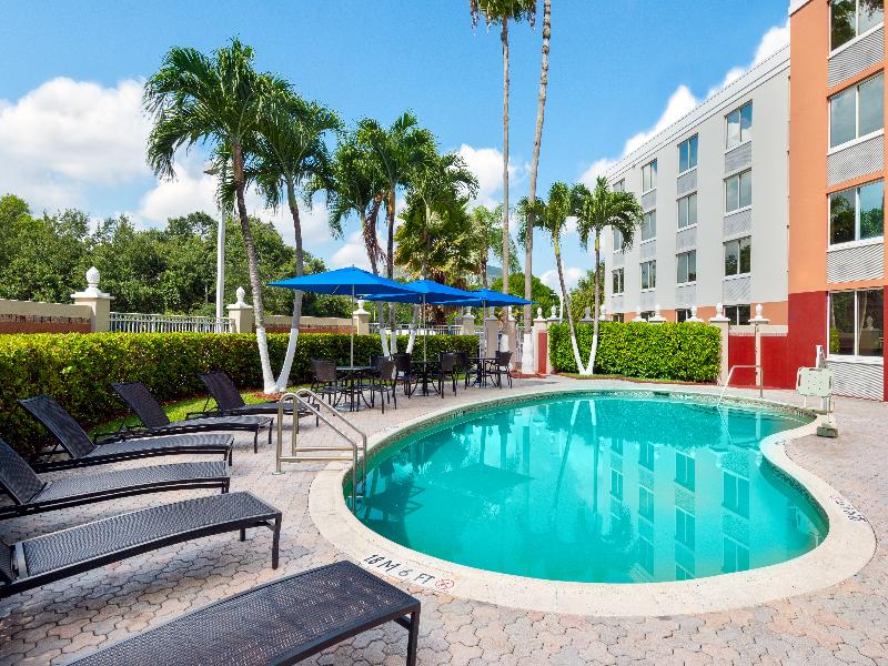 Holiday Inn Express Miami Airport Doral Area image