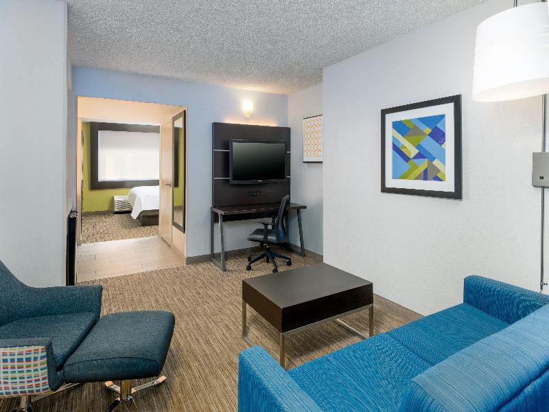 Holiday Inn Express Miami Airport Doral Area image
