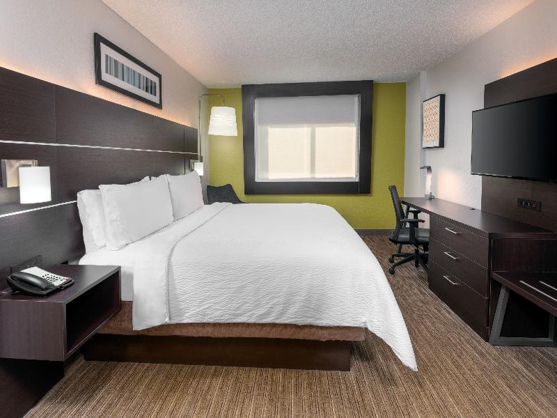 Holiday Inn Express Miami Airport Doral Area image