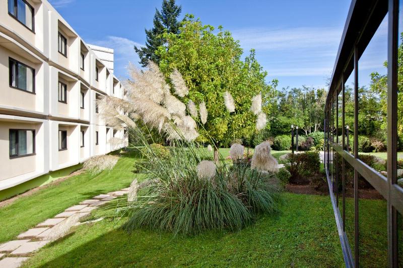Ibis Styles Chalon-Sur-Saône image