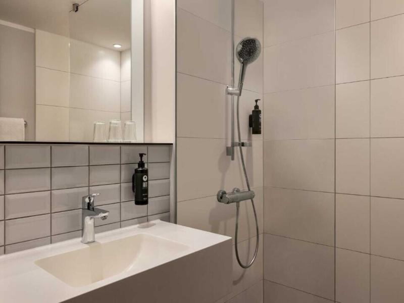Vienna House Easy Leipzig by Sunday Hotels image