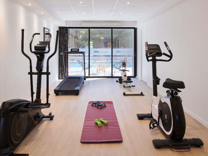 Ibis Styles Cognac image