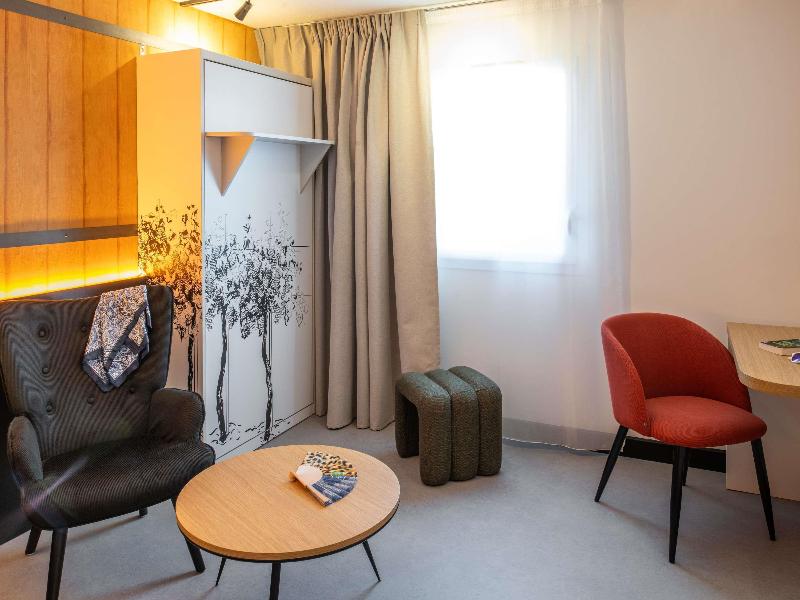 Ibis Styles Cognac image