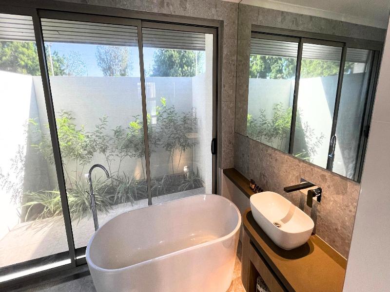 Best Western Cambridge Hotel Kununurra image