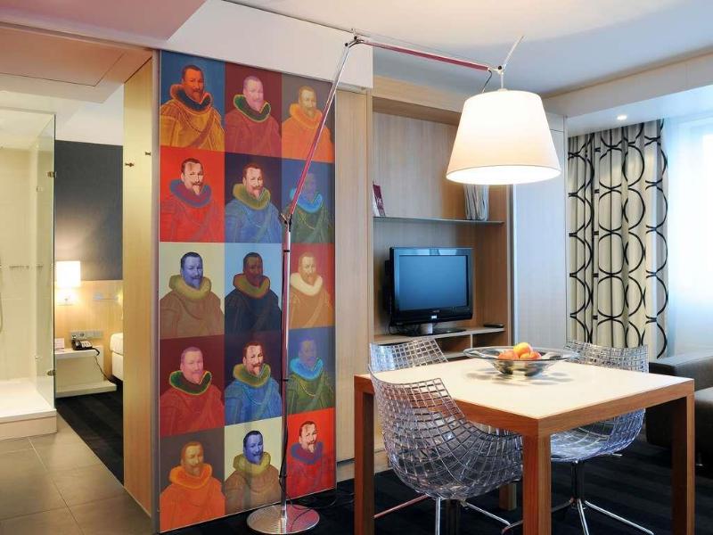 Mercure Amsterdam City Hotel image