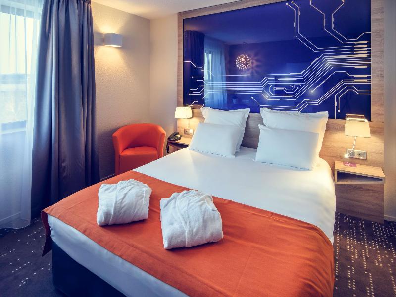 Hôtel Mercure Poitiers Site du Futuroscope image