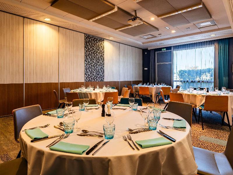 Novotel Reims Tinqueux image