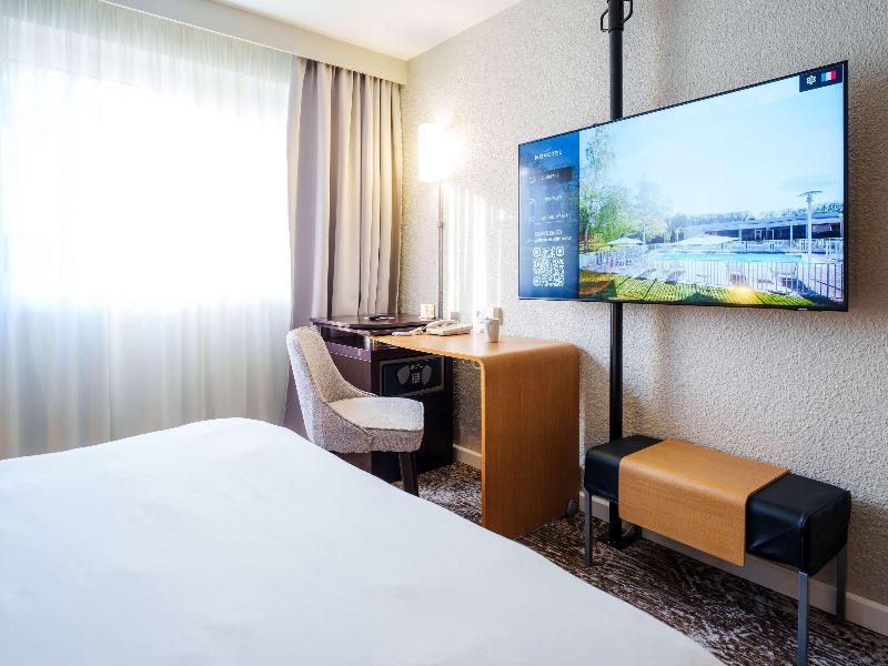 Novotel Saint-Avold image