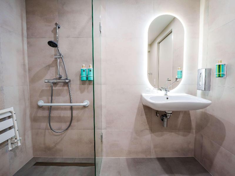 Novotel Saint-Avold image