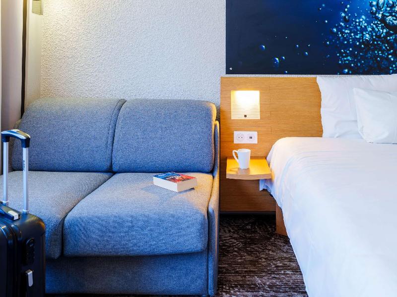 Novotel Saint-Avold image