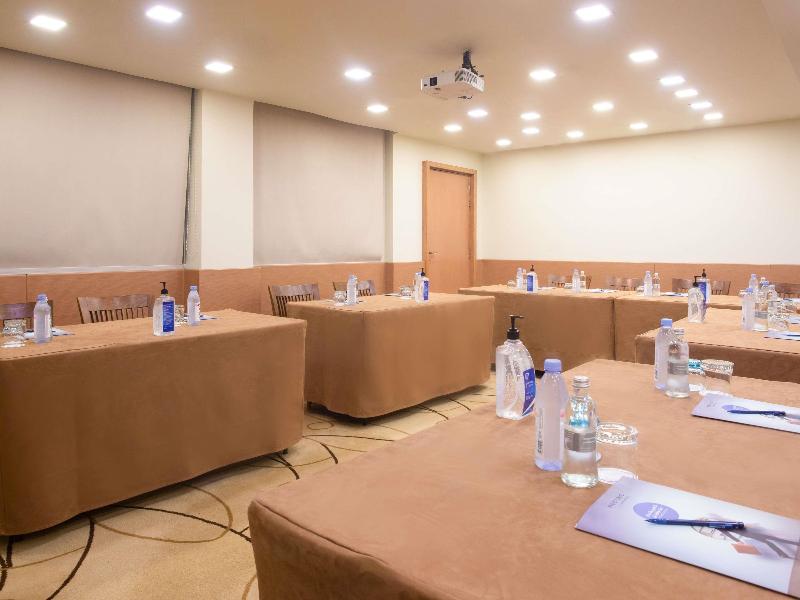 Novotel Cairo El Borg image