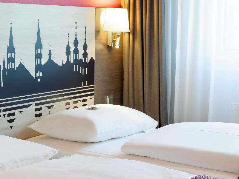 Mercure Hotel Wuerzburg Am Mainufer image
