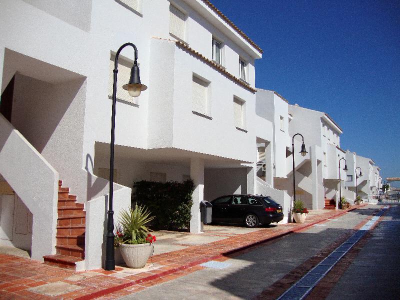 Poblado Marinero Apartments