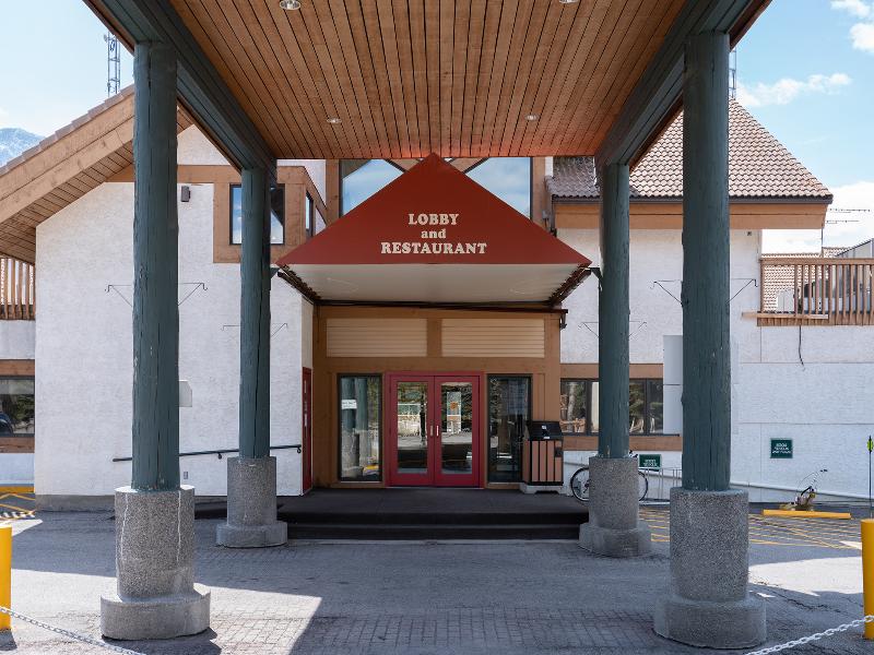Banff Rocky Mountain Resort image