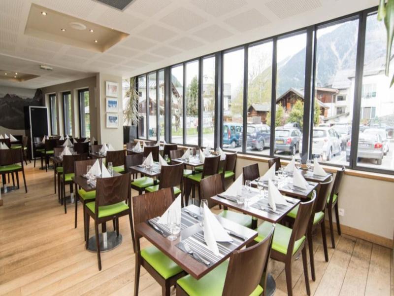 Les Lanchers Hotel Restaurant image