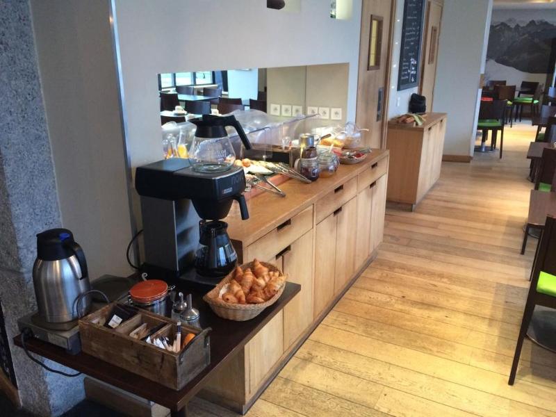 Les Lanchers Hotel Restaurant image