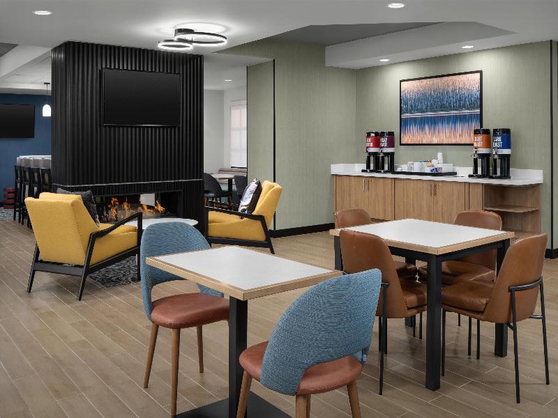 Hampton Inn Butte image