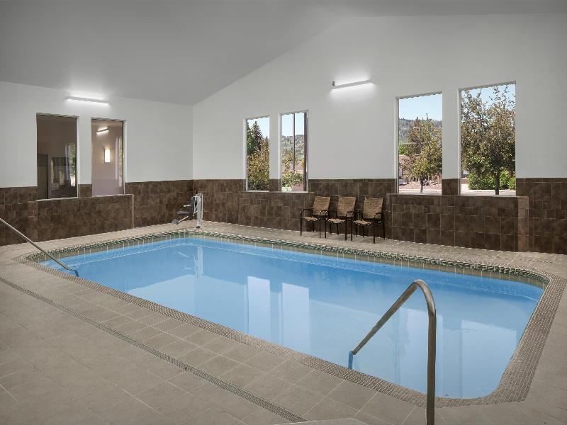 Hampton Inn Butte image
