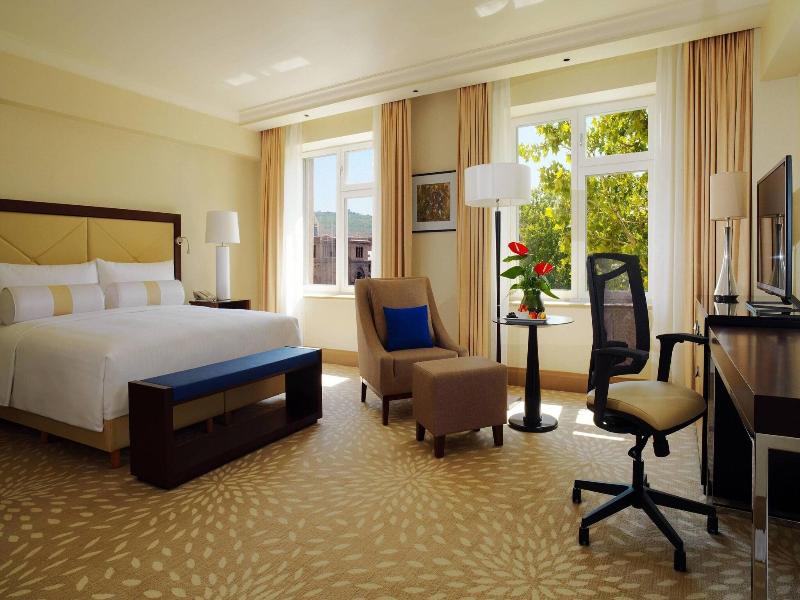 Armenia Marriott Hotel Yerevan image
