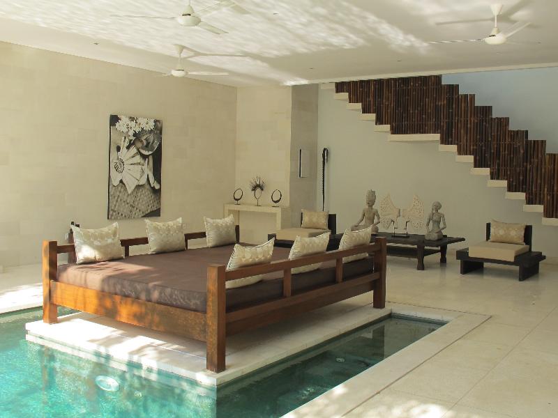 Nyaman Villas image