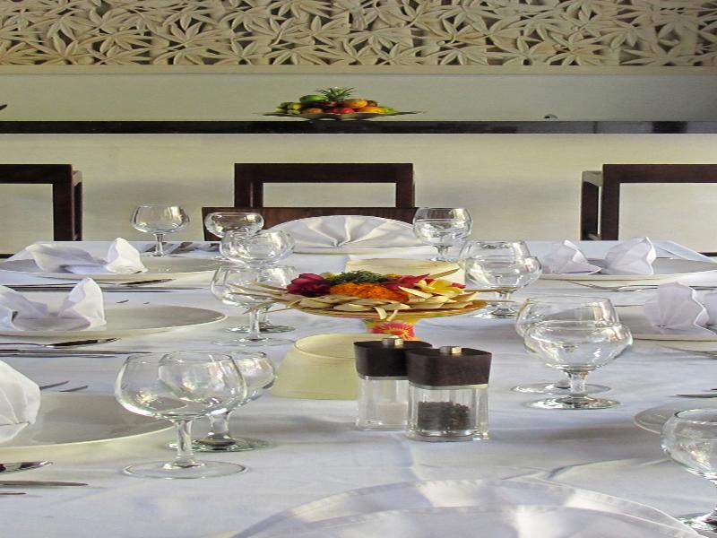 Nyaman Villas image