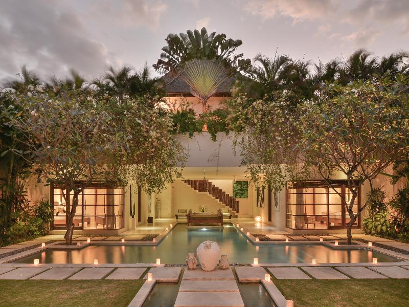 Nyaman Villas image