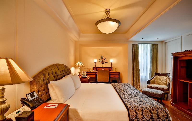 Crowne Plaza Chennai Adyar Park image