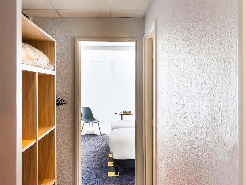 Ibis Styles Poitiers Nord image
