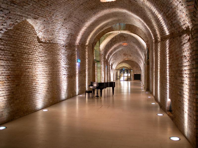 Palais Coburg image