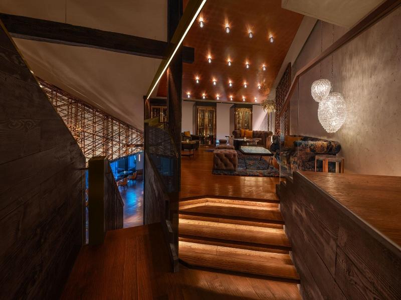 The Ritz-Carlton Shanghai, Pudong image