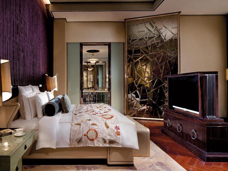 The Ritz-Carlton Shanghai, Pudong image