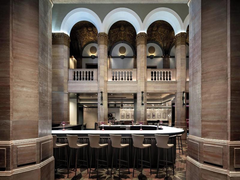 The Midland Hotel, Chicago, A Tribute Portfolio image