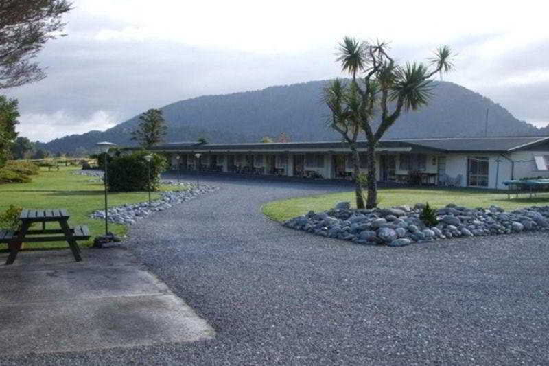 Glacier View Motel