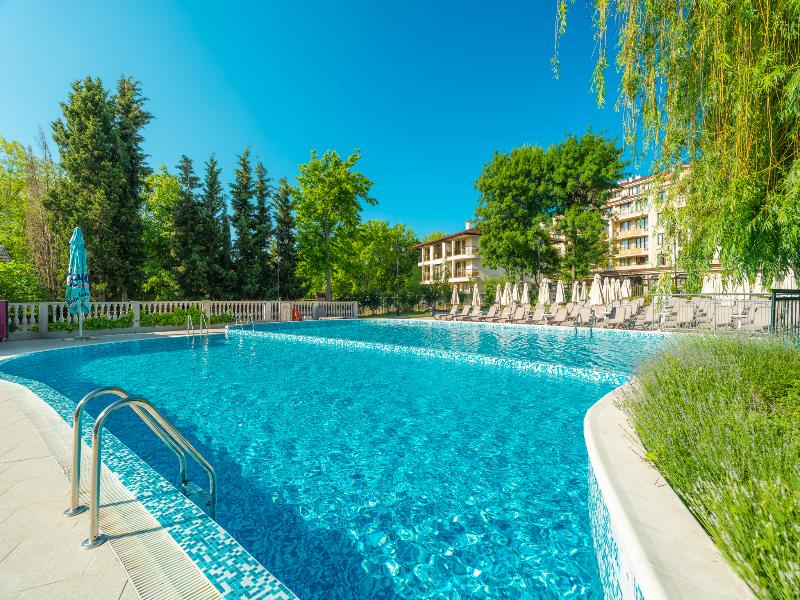 Festa Via Pontica Resort image