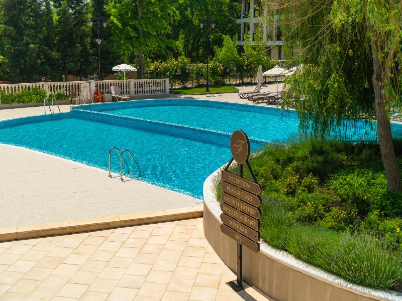 Festa Via Pontica Resort image
