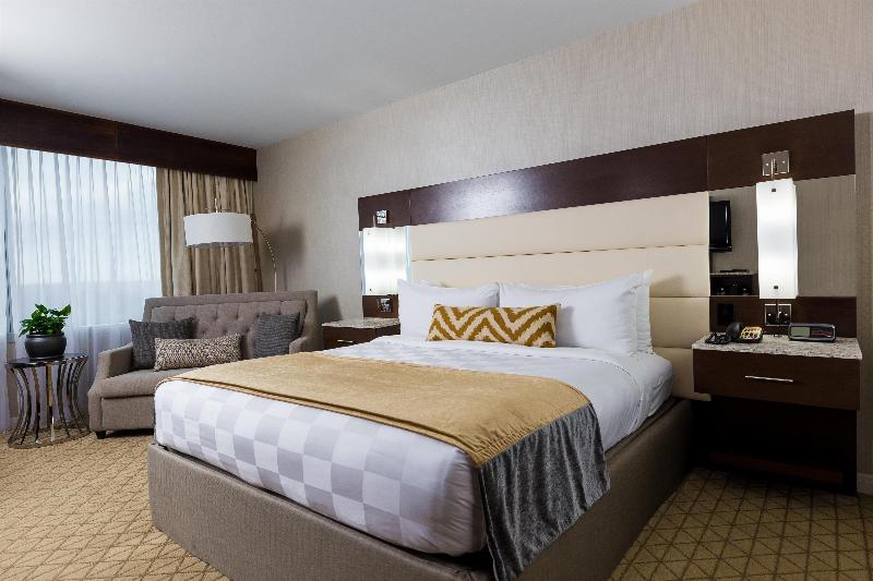 Mohegan Sun image