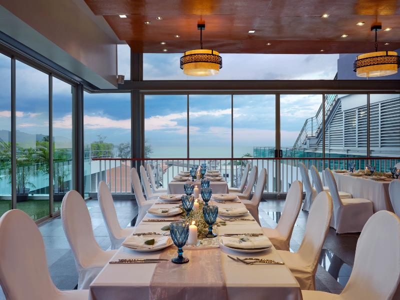 The Kee Resort & Spa image