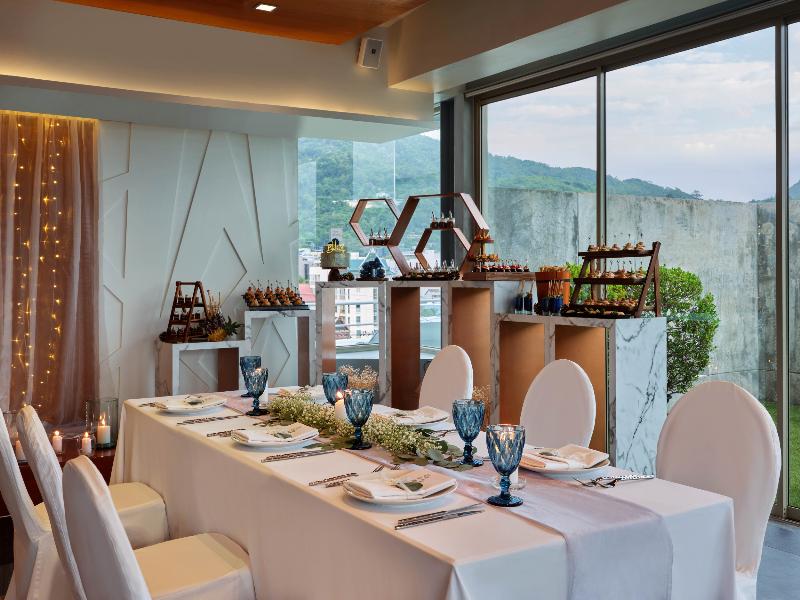 The Kee Resort & Spa image