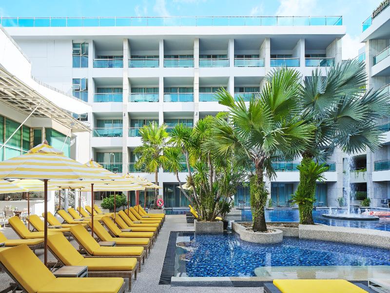 The Kee Resort & Spa image