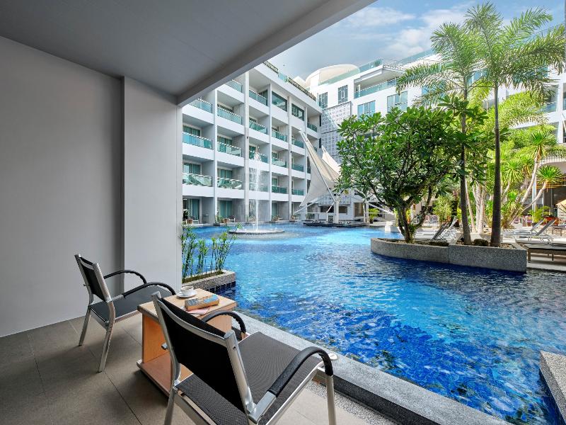 The Kee Resort & Spa image