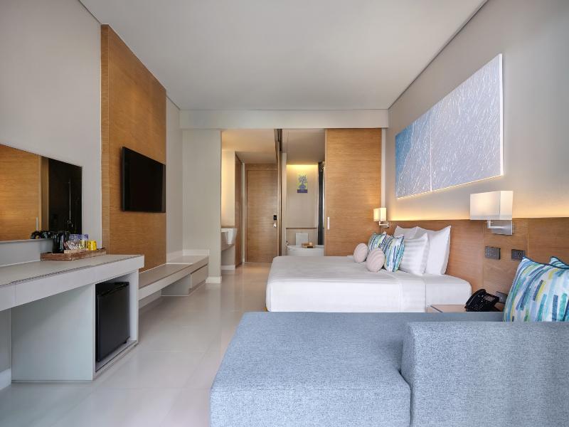 The Kee Resort & Spa image