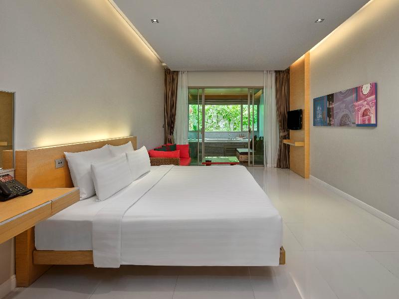 The Kee Resort & Spa image