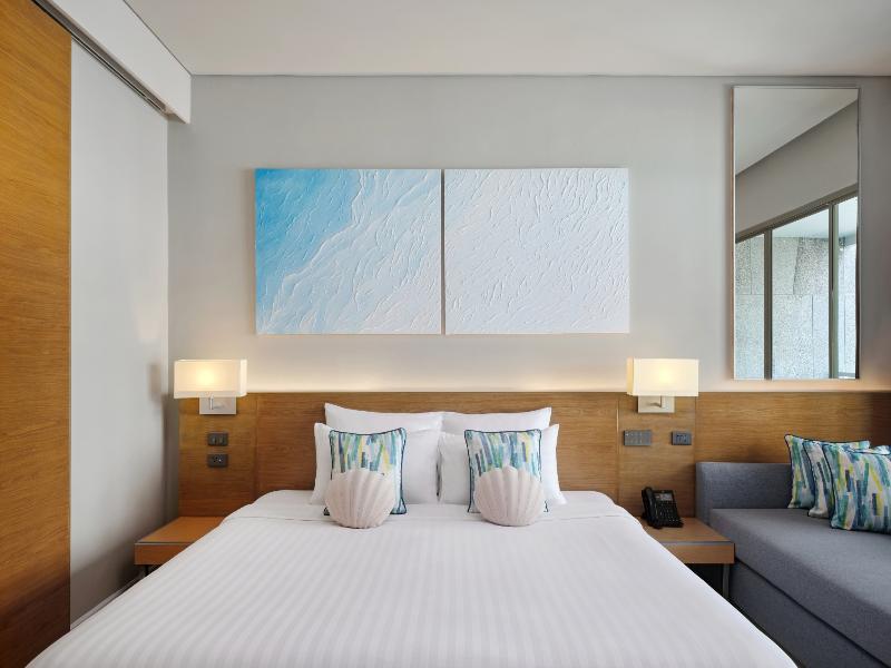 The Kee Resort & Spa image
