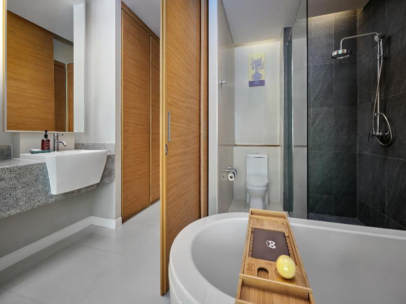 The Kee Resort & Spa image